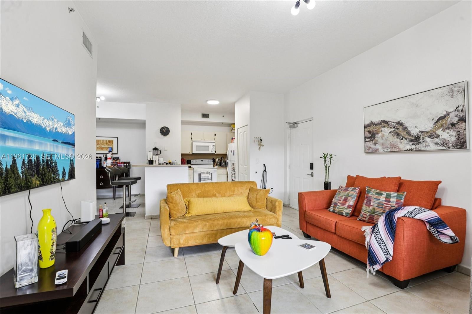 PALM GARDENS AT DORAL CON - Residential