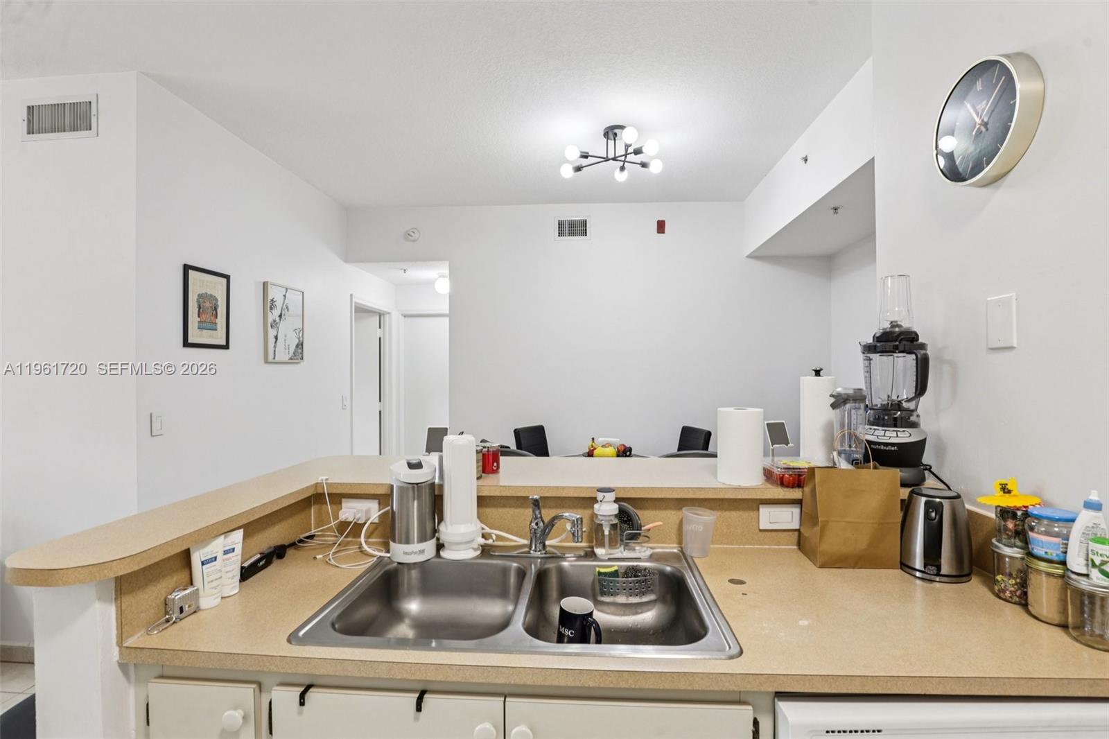 PALM GARDENS AT DORAL CON - Residential