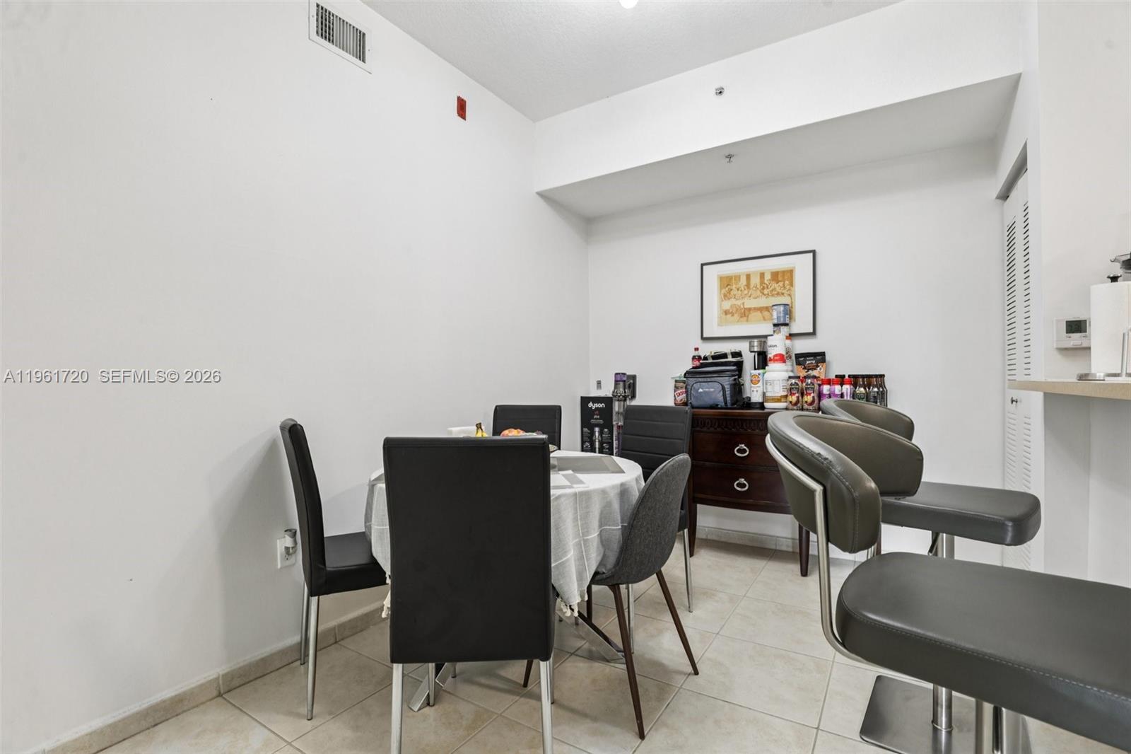 PALM GARDENS AT DORAL CON - Residential