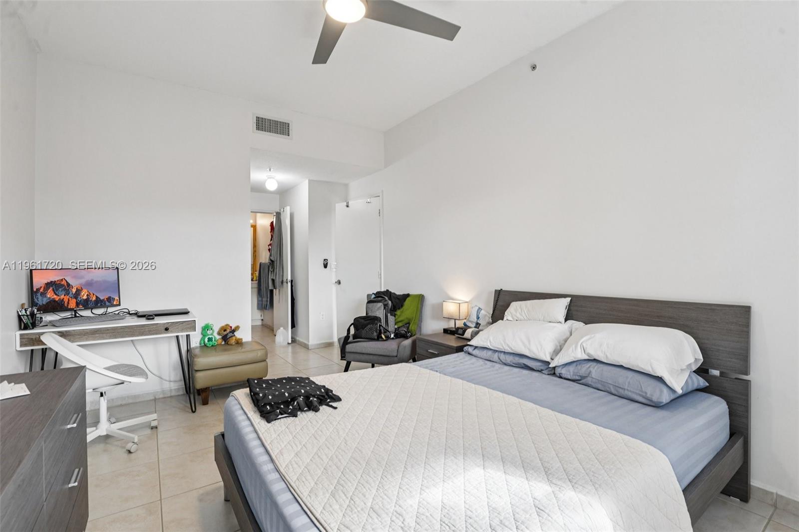 PALM GARDENS AT DORAL CON - Residential