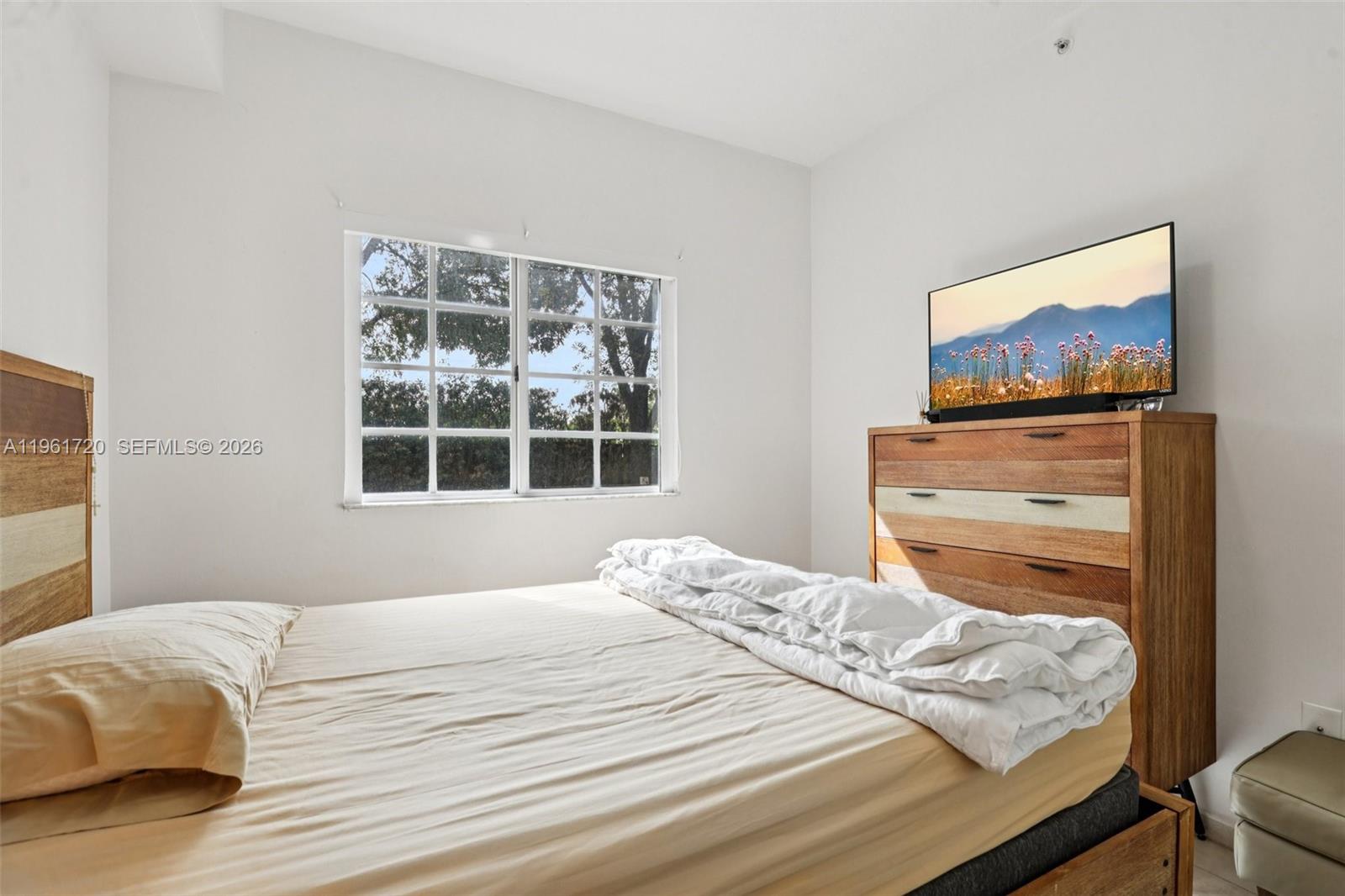 PALM GARDENS AT DORAL CON - Residential