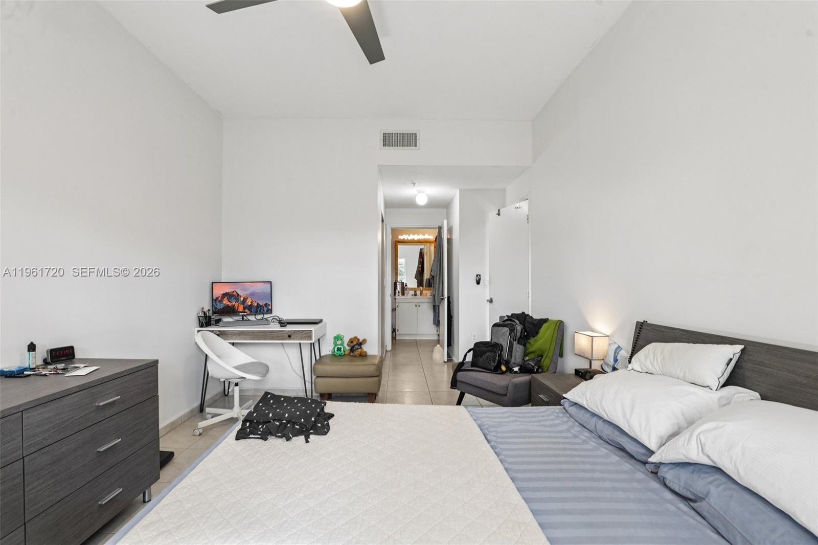 PALM GARDENS AT DORAL CON - Residential