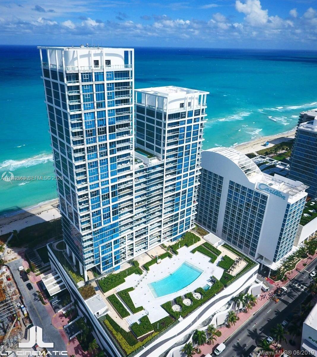 NORTH CARILLON BEACH COND - Residential