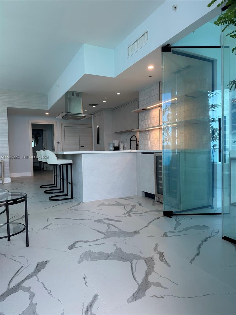 NORTH CARILLON BEACH COND - Residential