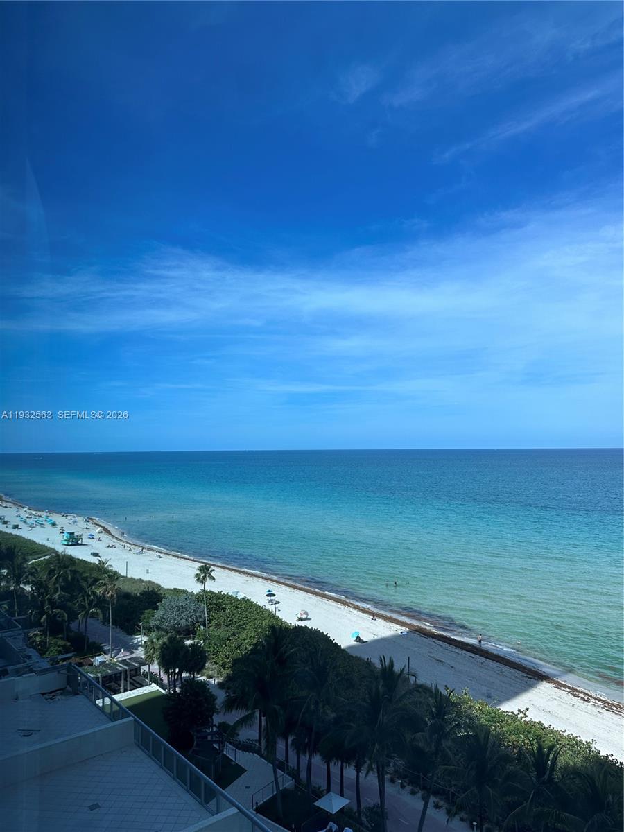 NORTH CARILLON BEACH COND - Residential