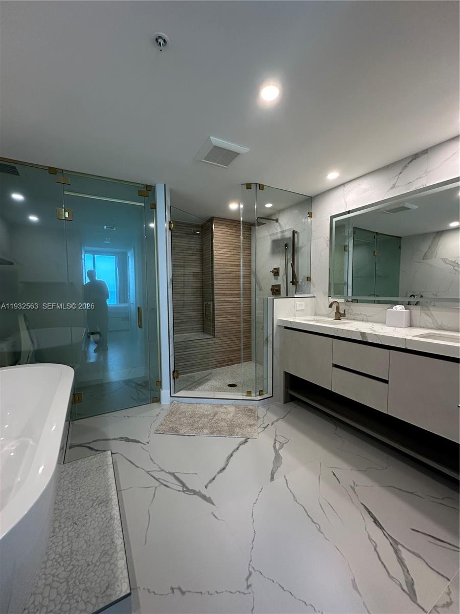 NORTH CARILLON BEACH COND - Residential