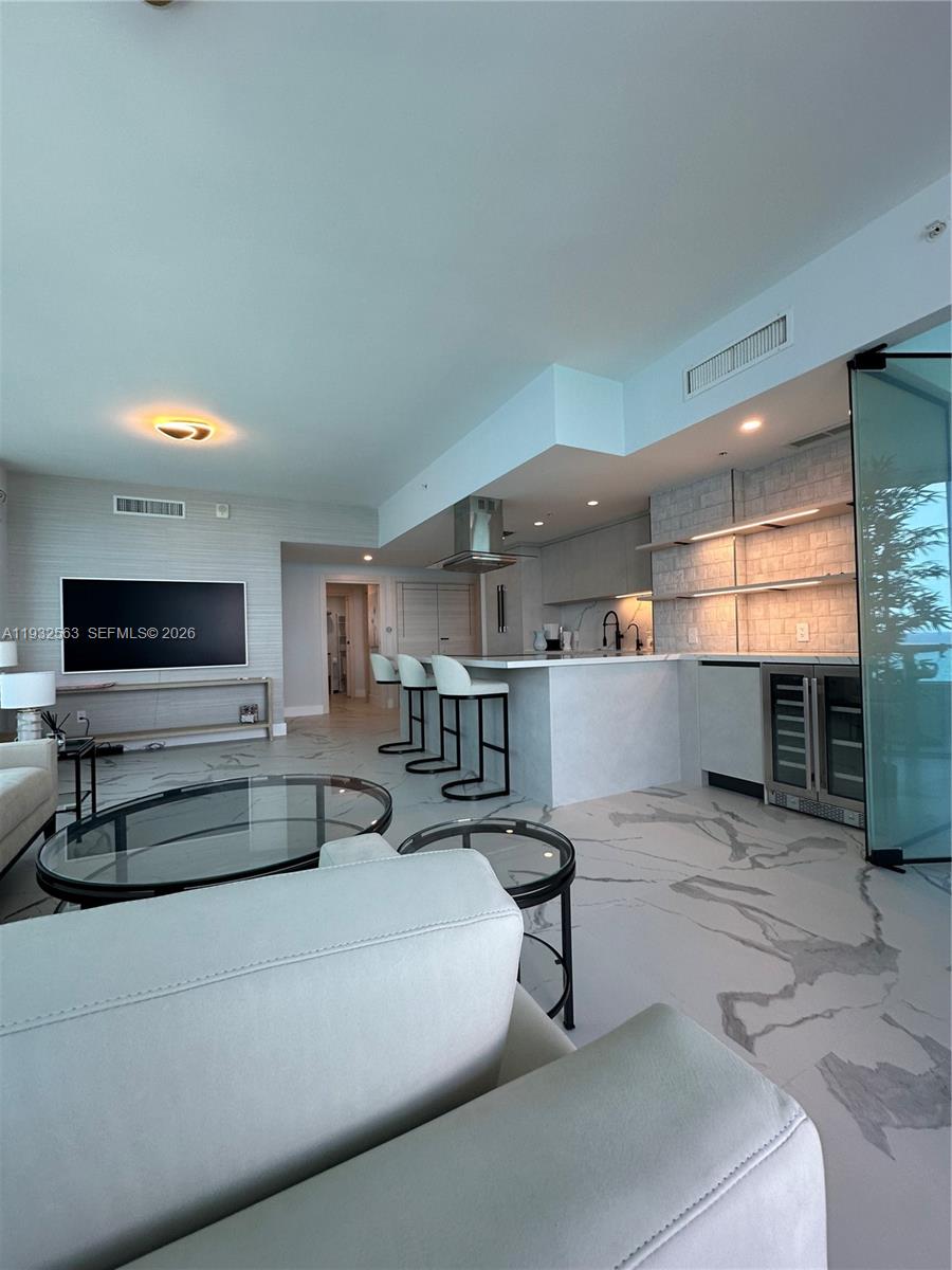 NORTH CARILLON BEACH COND - Residential