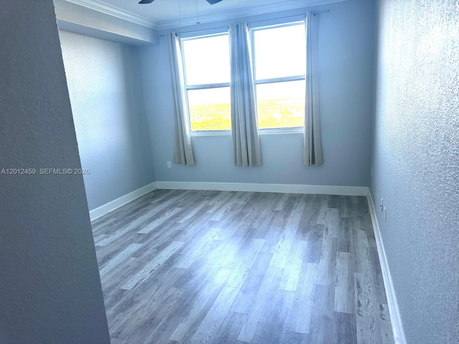 VIZCAYA LAKES CONDO - Residential Lease
