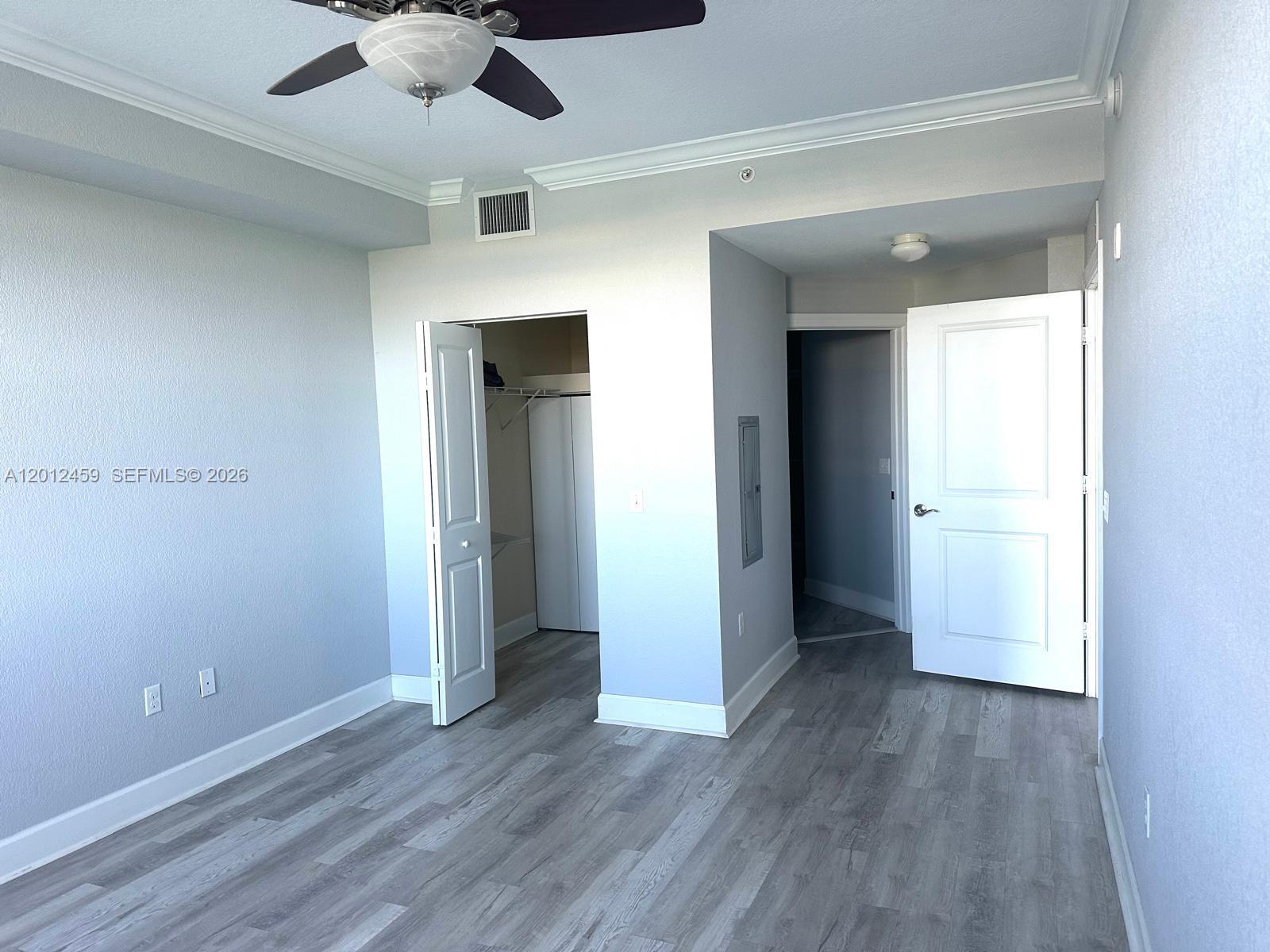 VIZCAYA LAKES CONDO - Residential Lease