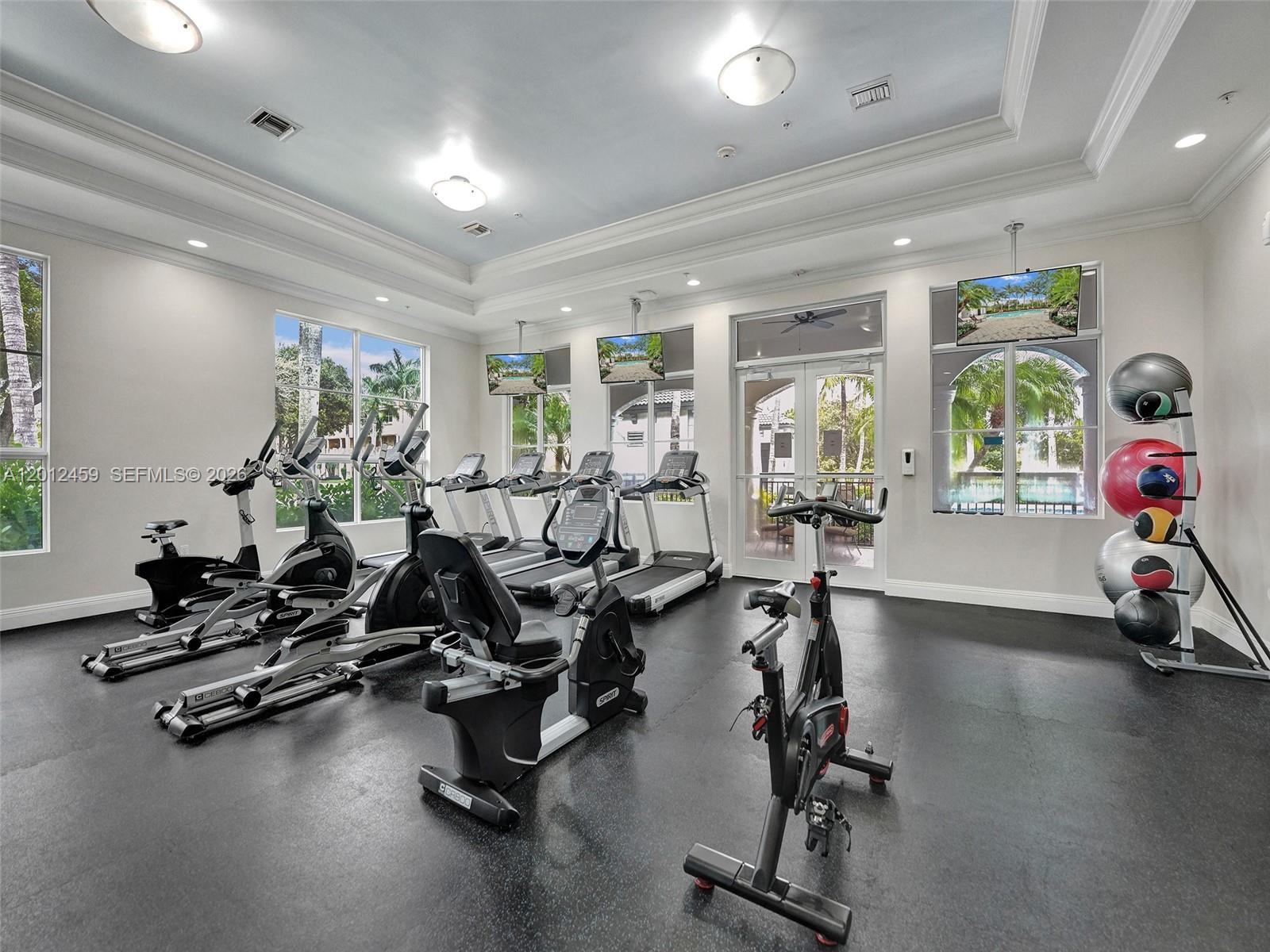 VIZCAYA LAKES CONDO - Residential Lease