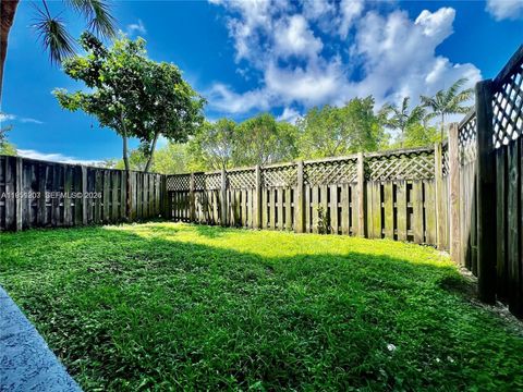 5201 Geneva Way 109 Doral FL 33166