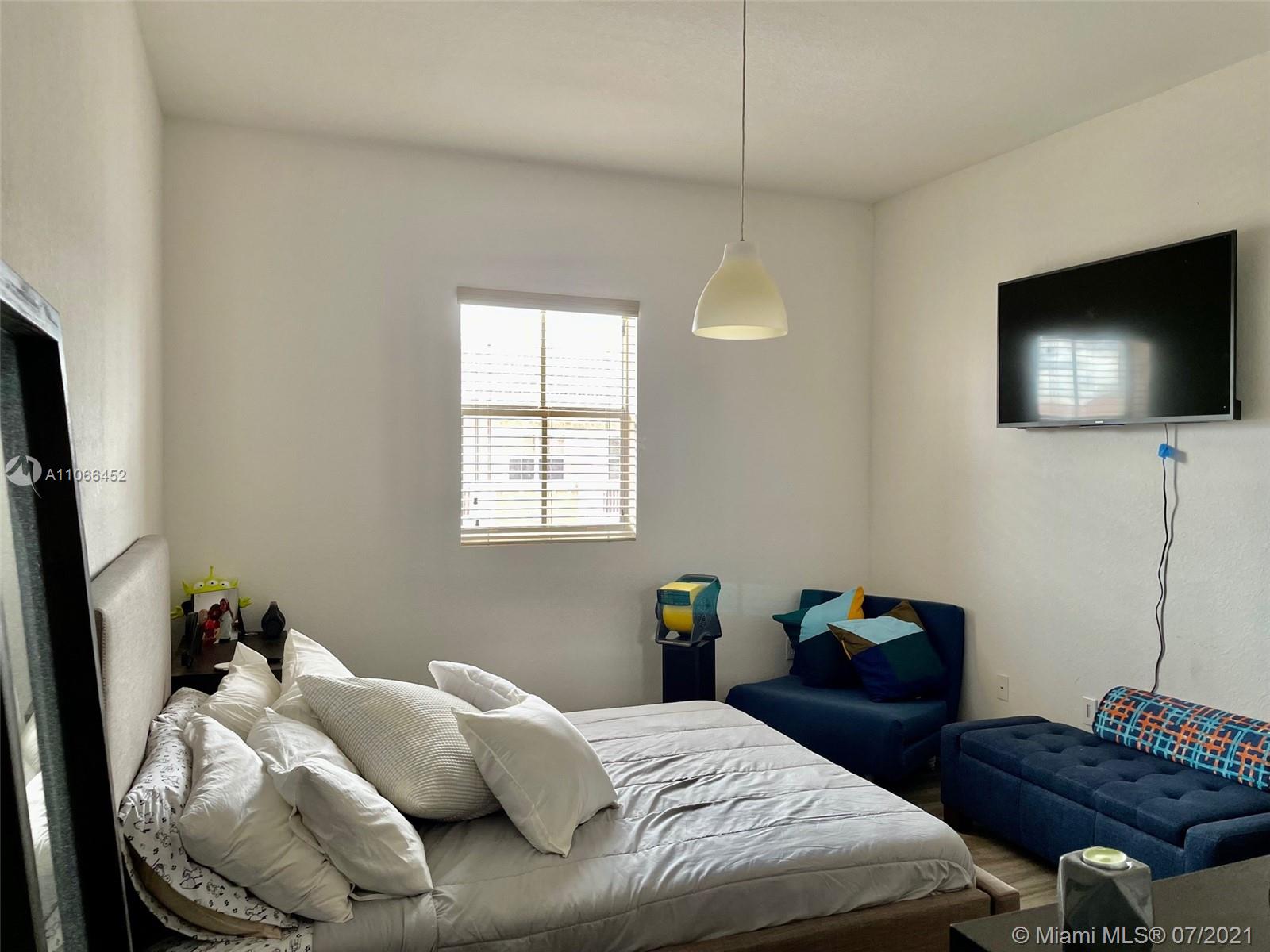 CORONADO AT DORAL IX COND - Residential