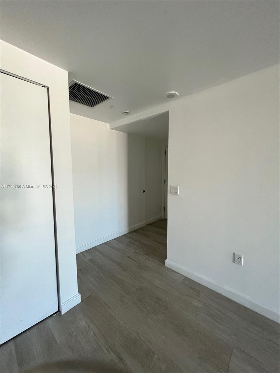 BRICKELL HEIGHTS EAST CON - Residential Lease