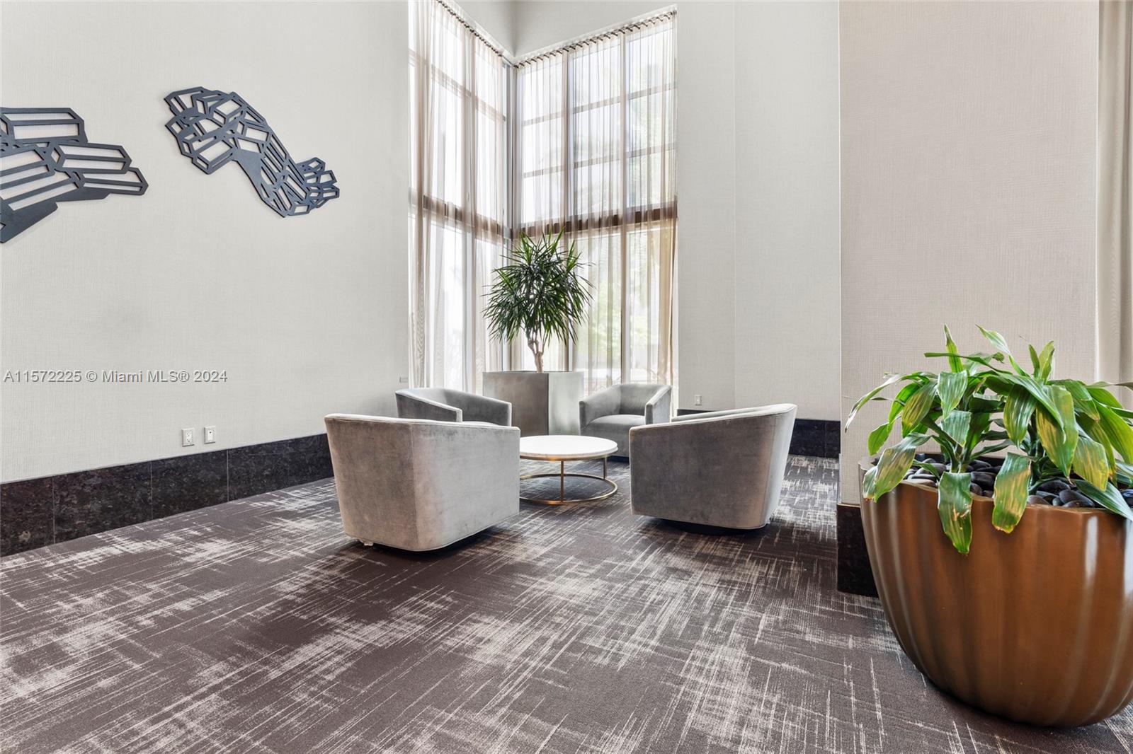 THE PLAZA 901 BRICKELL CO - Residential