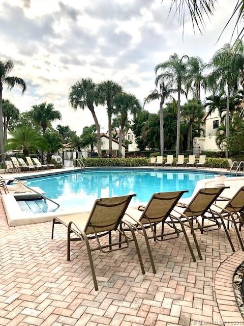 EL VIENTO AT BOCA POINTE - Residential