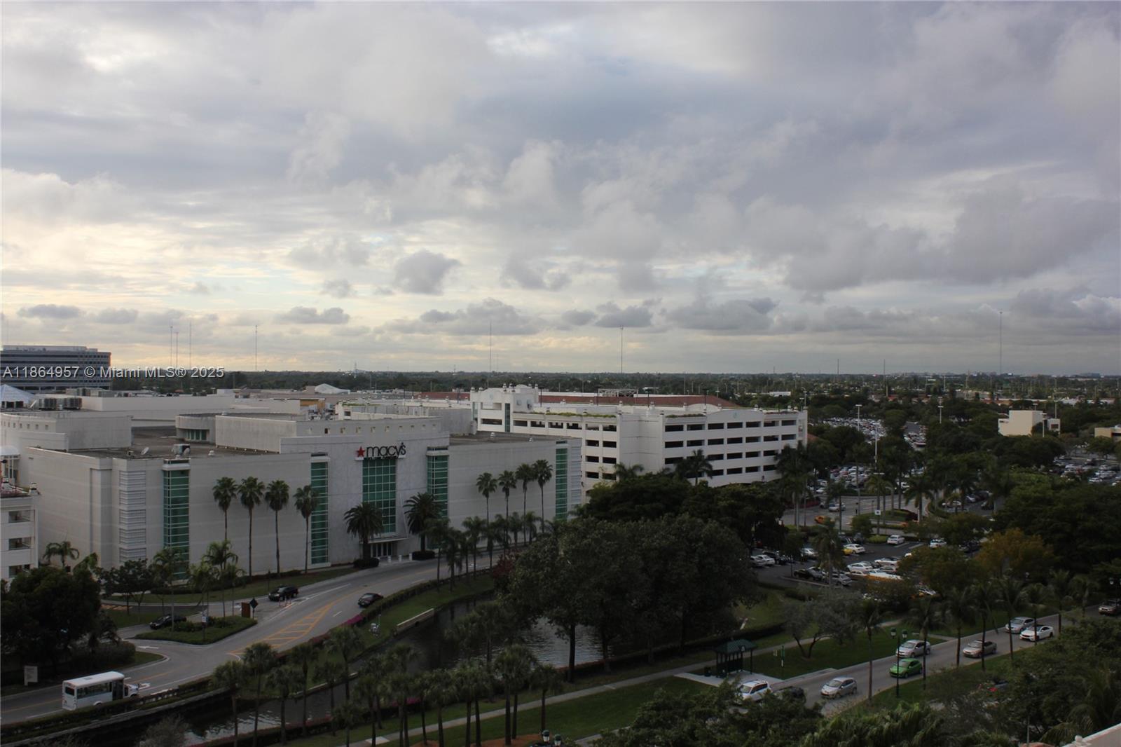 TURNBERRY ON THE GREEN - Residential Lease