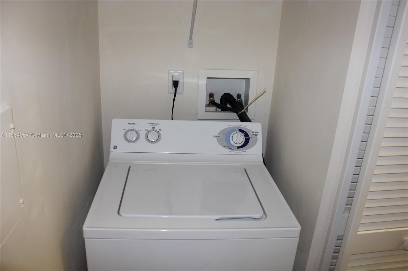 TURNBERRY ON THE GREEN - Residential Lease