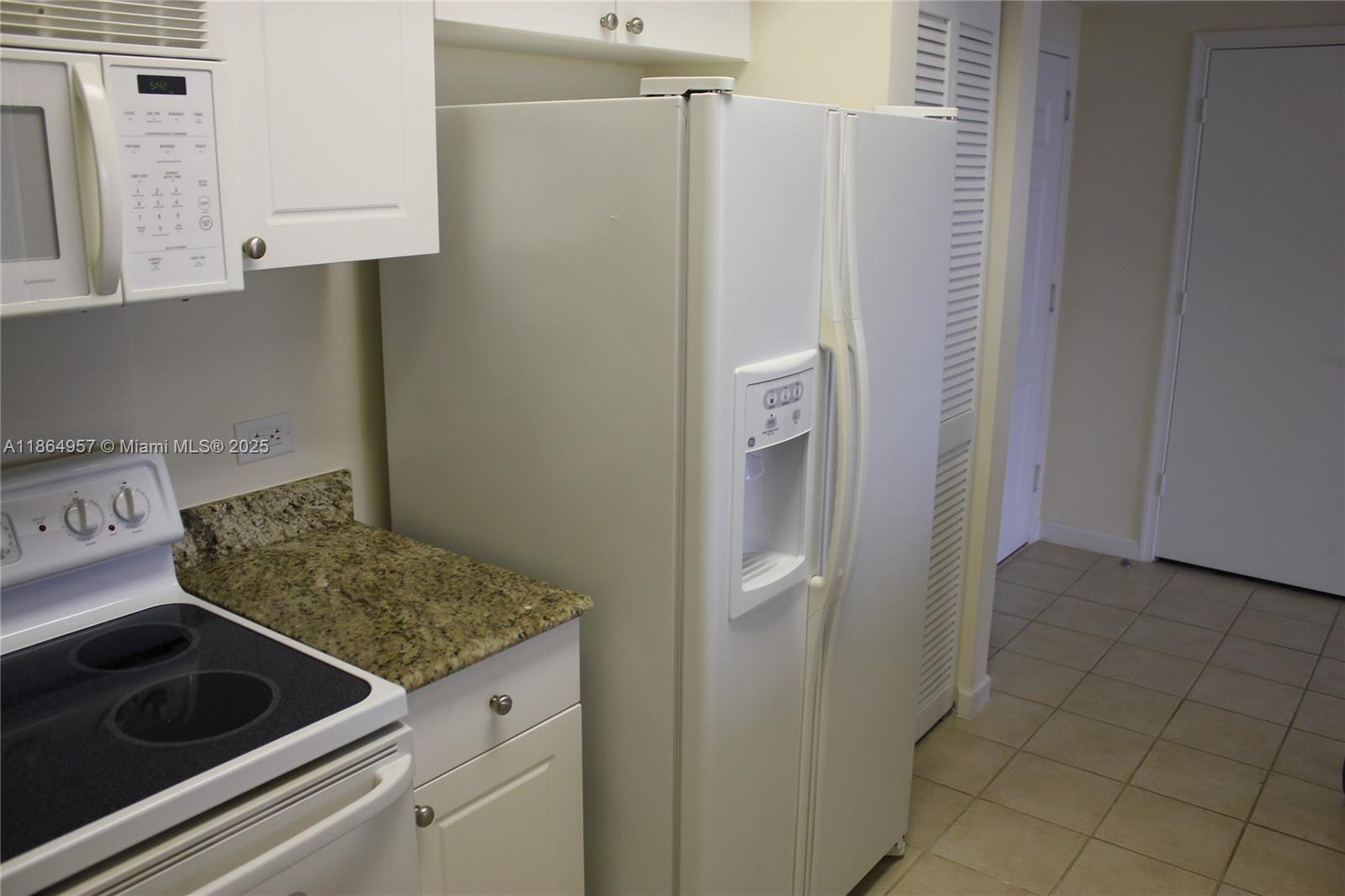 TURNBERRY ON THE GREEN - Residential Lease