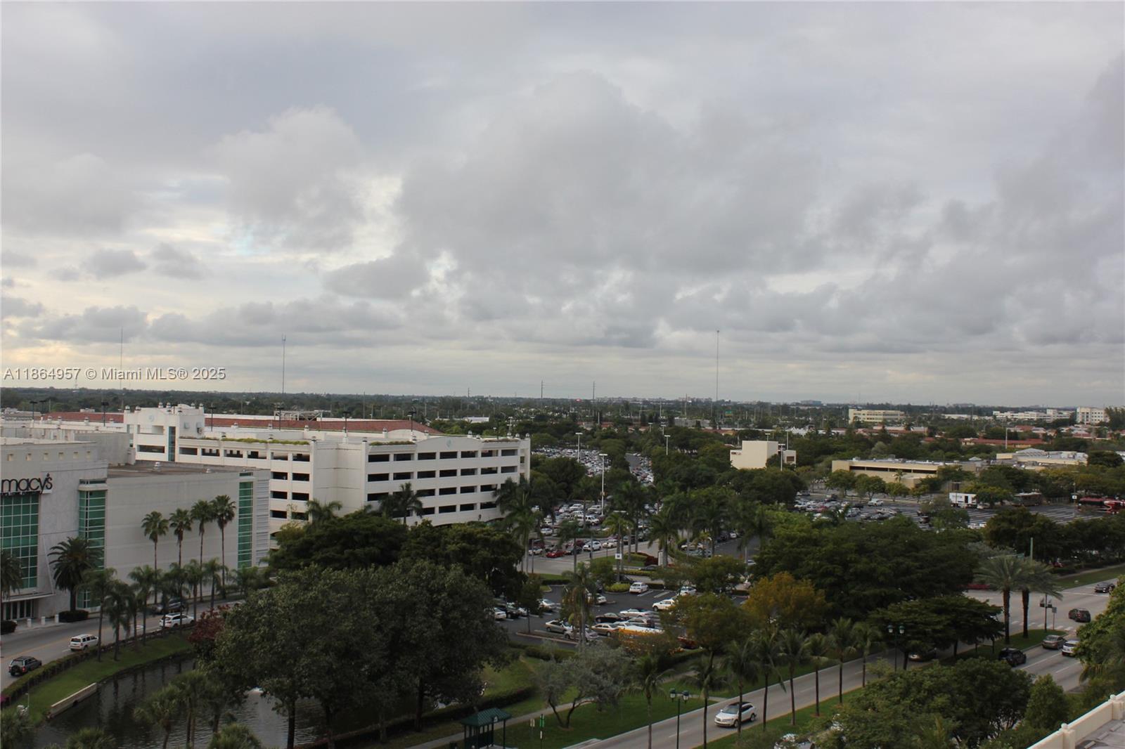 TURNBERRY ON THE GREEN - Residential Lease