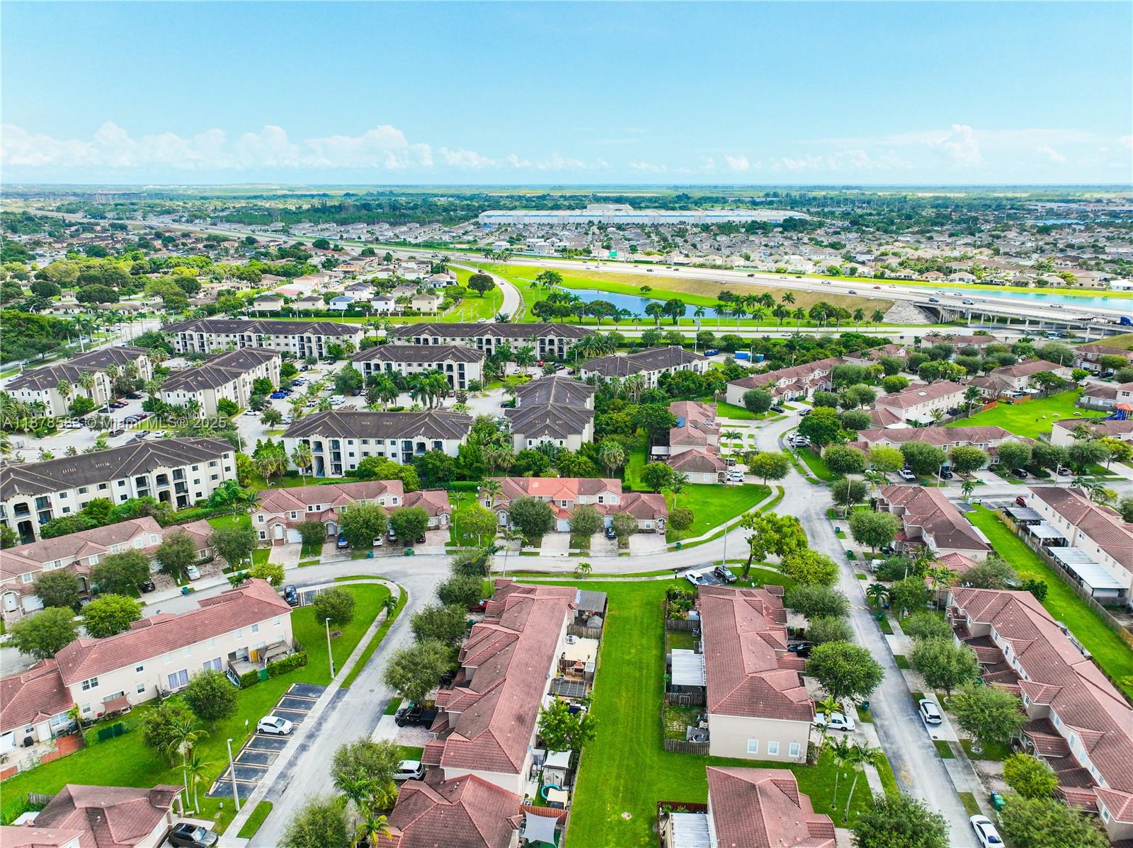 RIVERSIDE AT BISC NATL PK - Residential