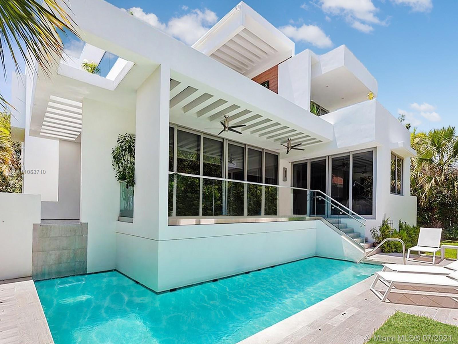 BISCAYNE KEY ESTATES - Residential