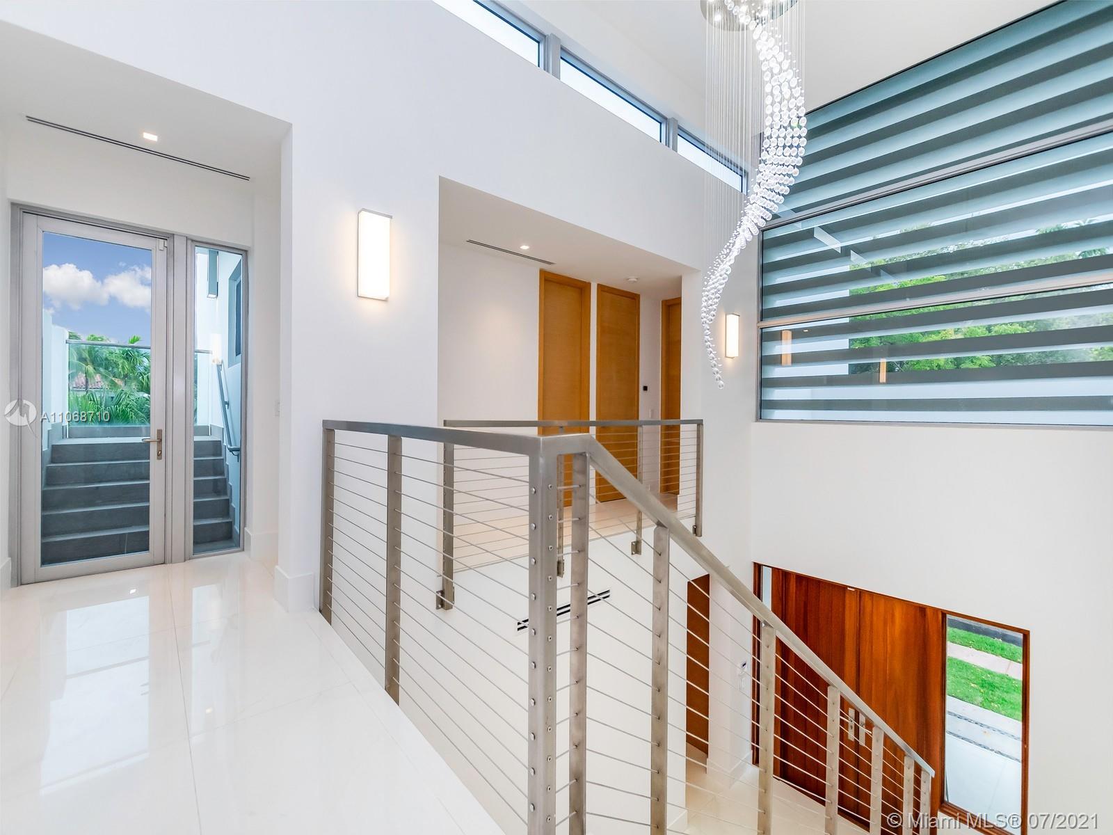 BISCAYNE KEY ESTATES - Residential