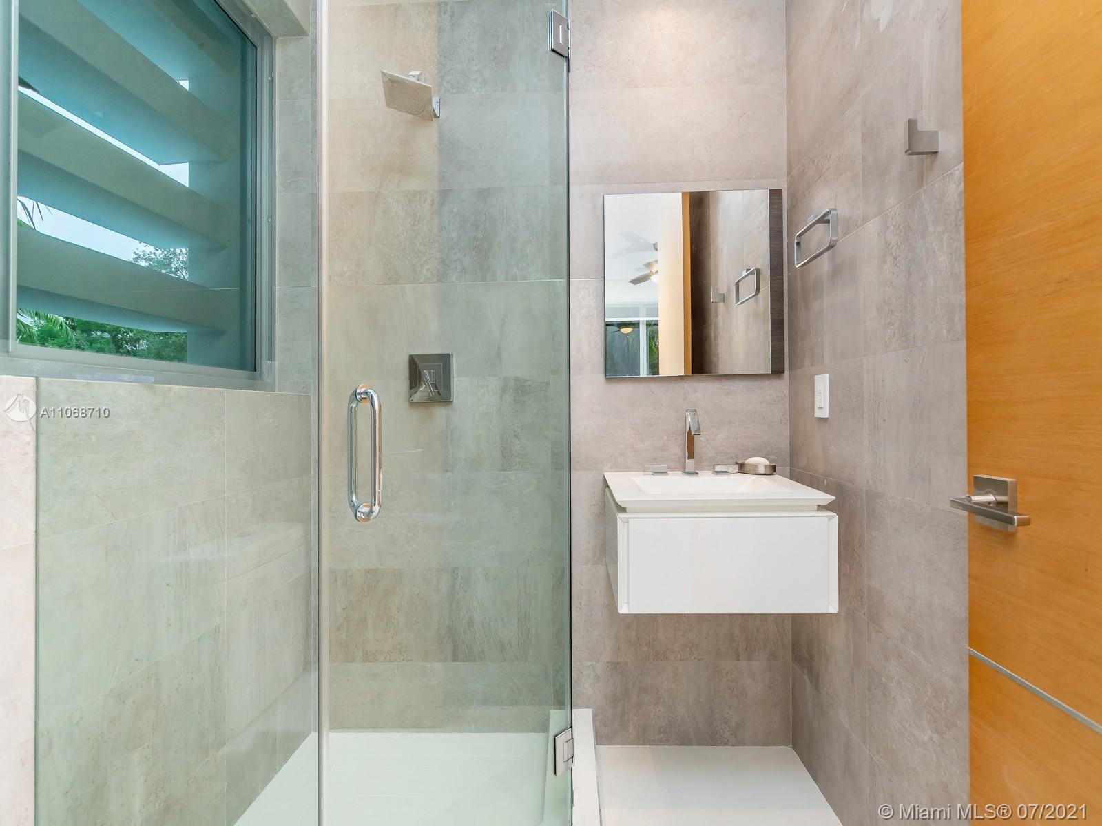 BISCAYNE KEY ESTATES - Residential