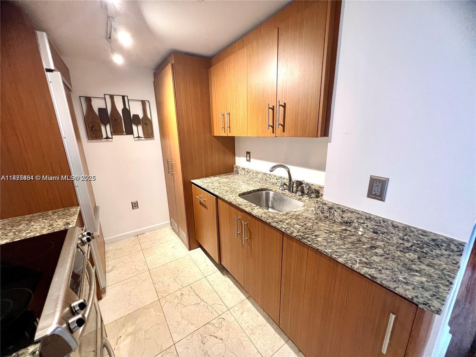 HARBOUR HOUSE - Residential Lease