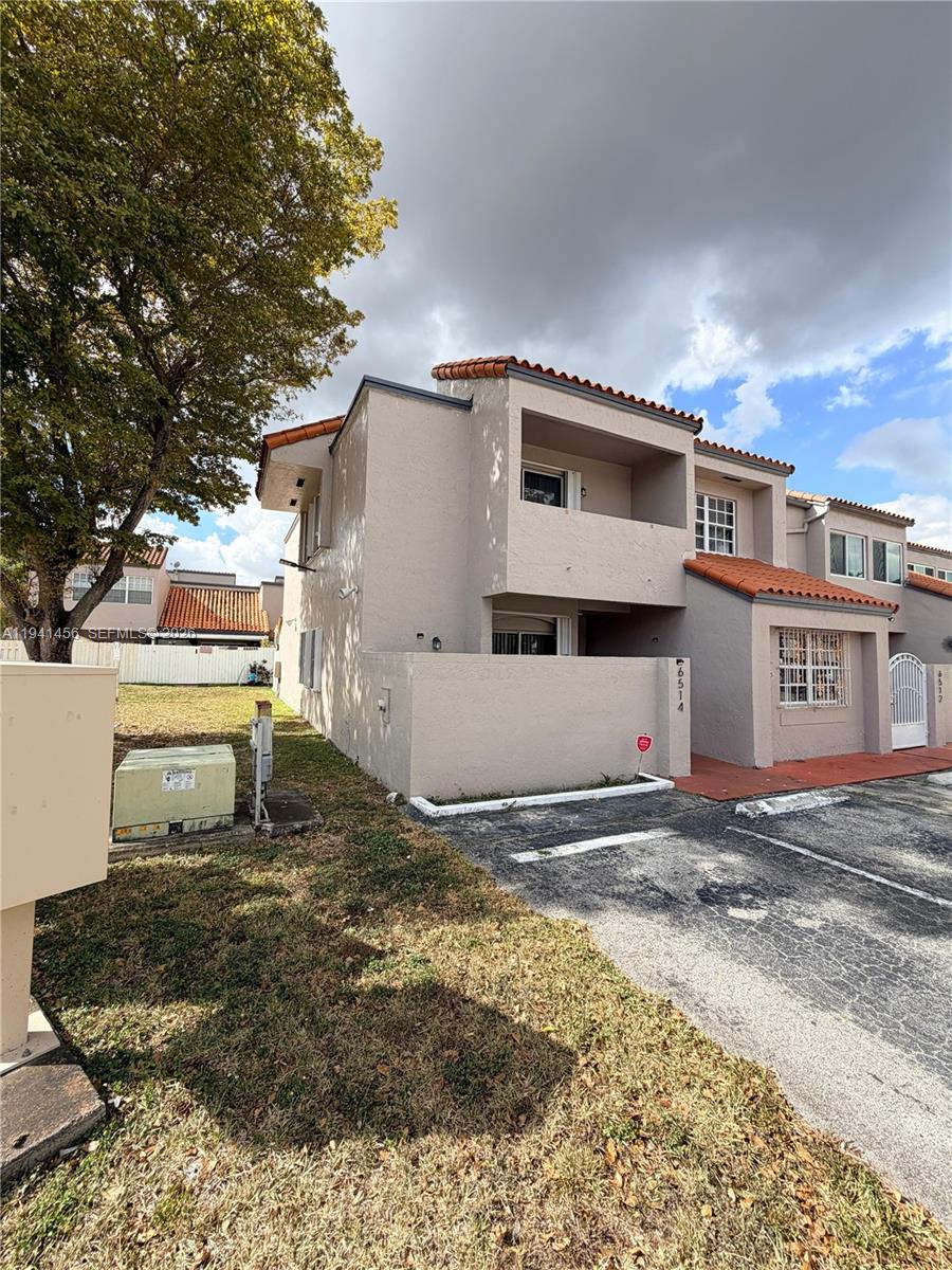 SUNSET HARBOUR SEC IV - Residential