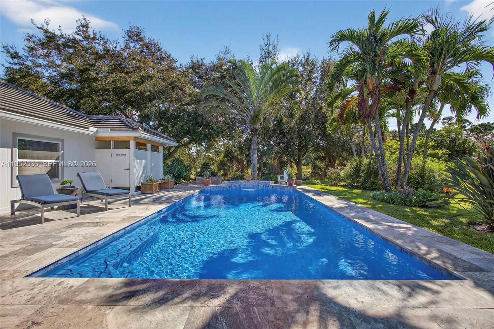 HORSESHOE ACRES - Residential