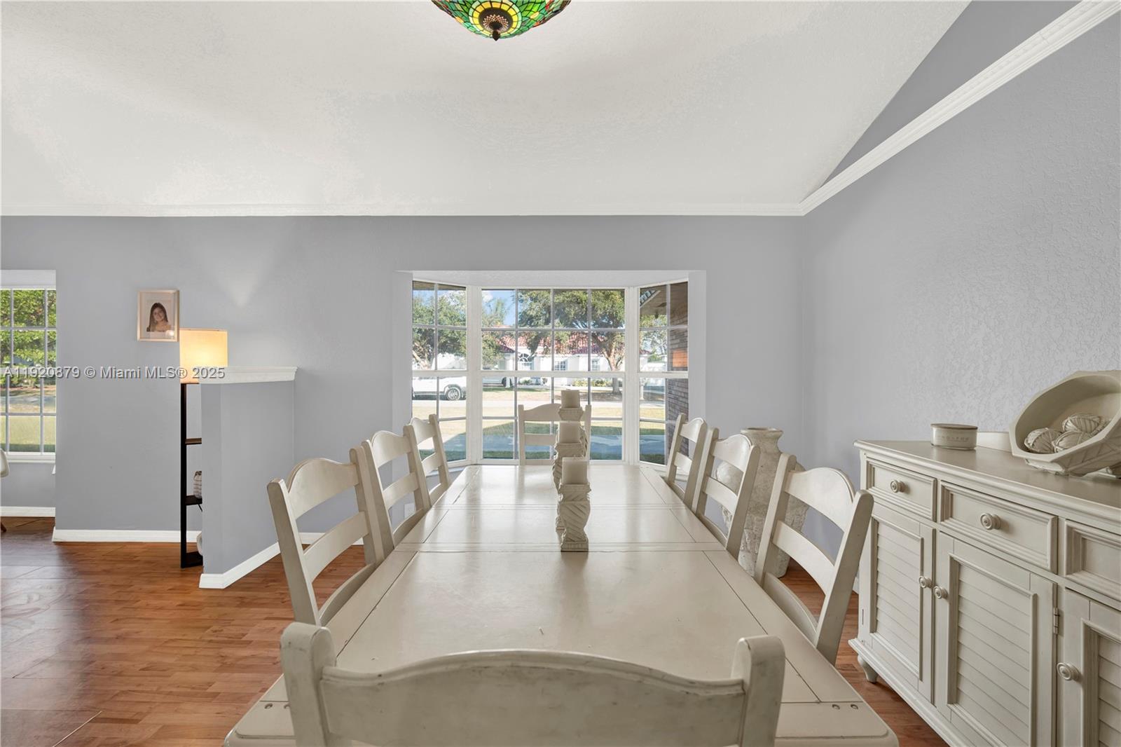 BISCADO ESTS SEC 1 - Residential