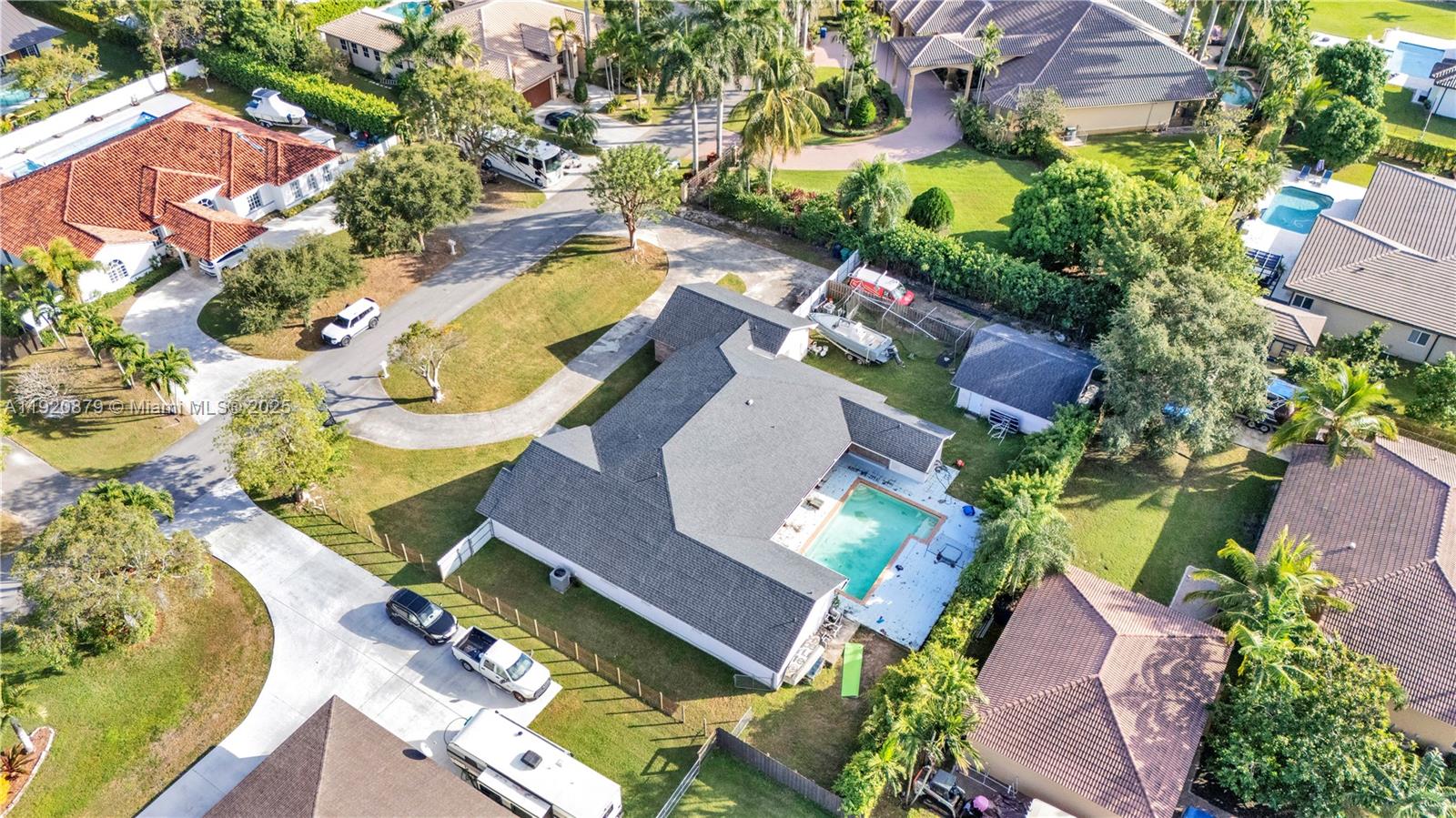 BISCADO ESTS SEC 1 - Residential