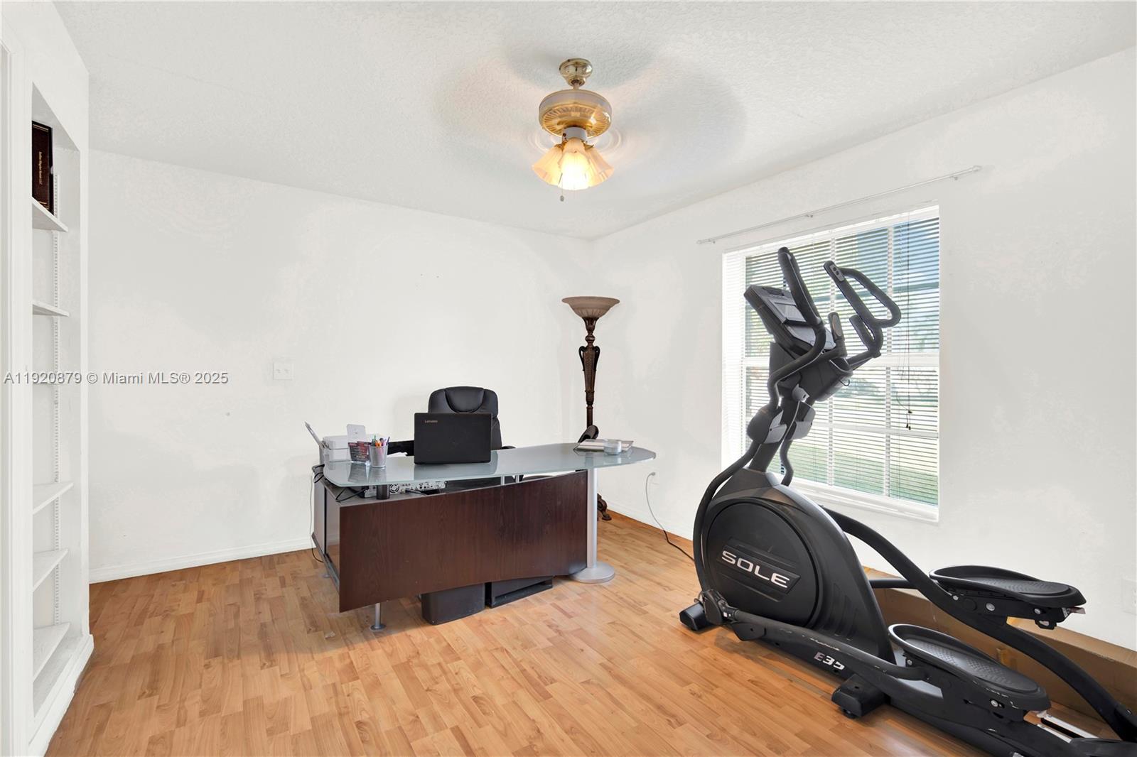 BISCADO ESTS SEC 1 - Residential