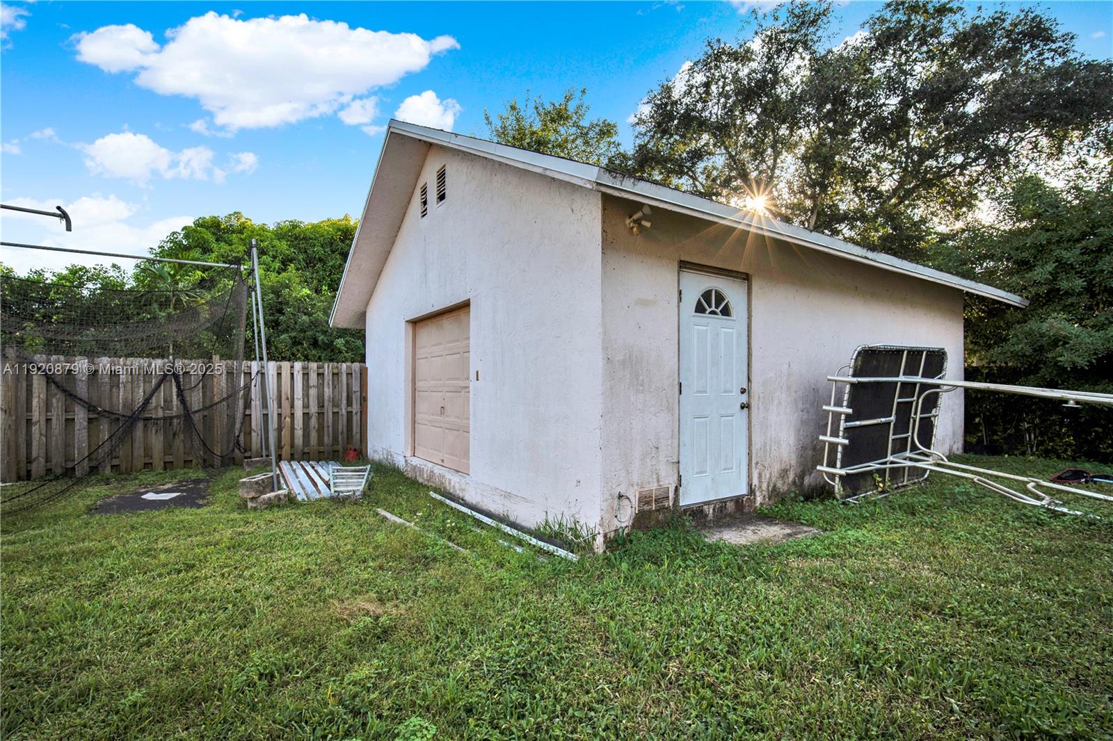 BISCADO ESTS SEC 1 - Residential