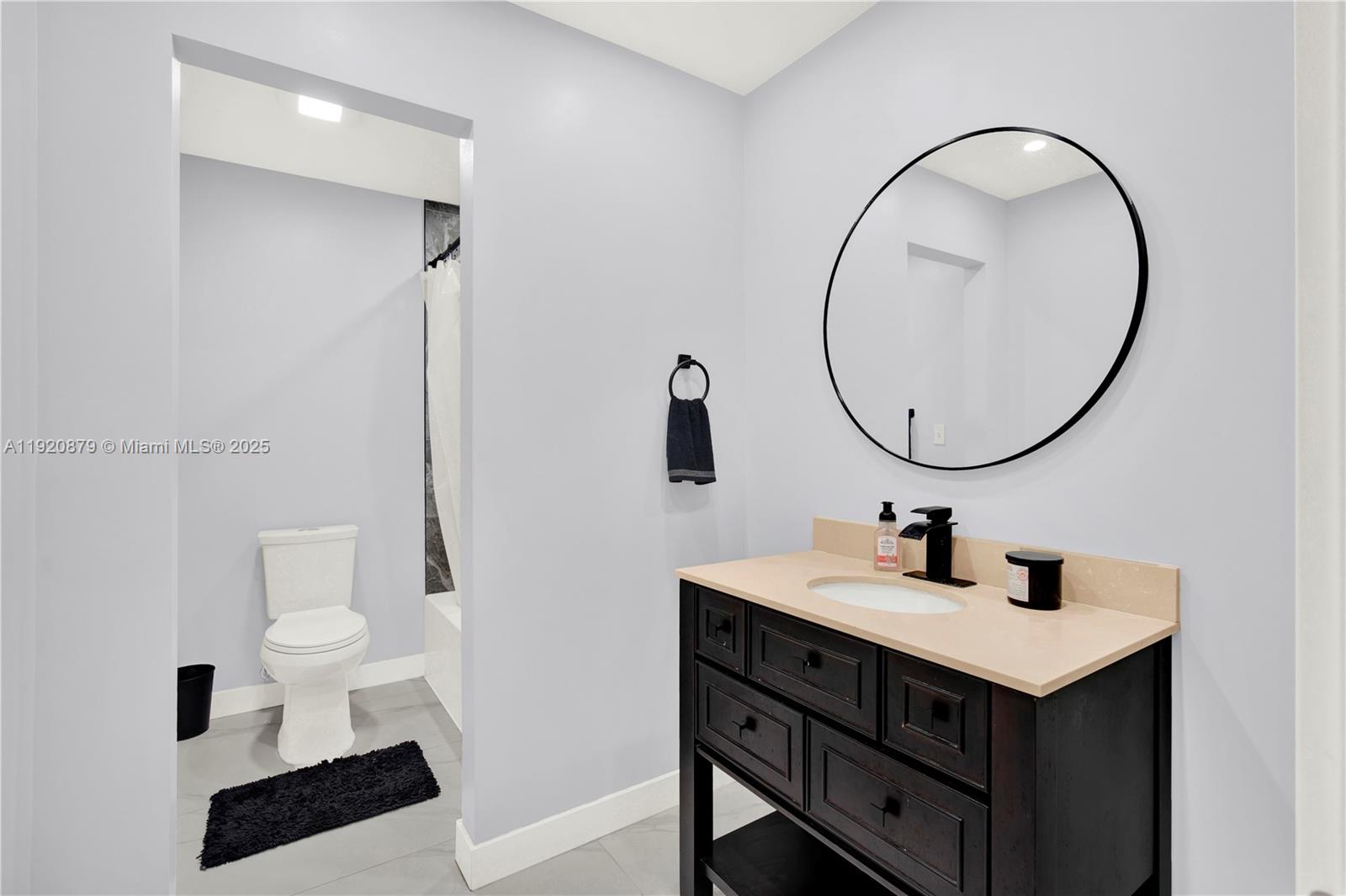 BISCADO ESTS SEC 1 - Residential