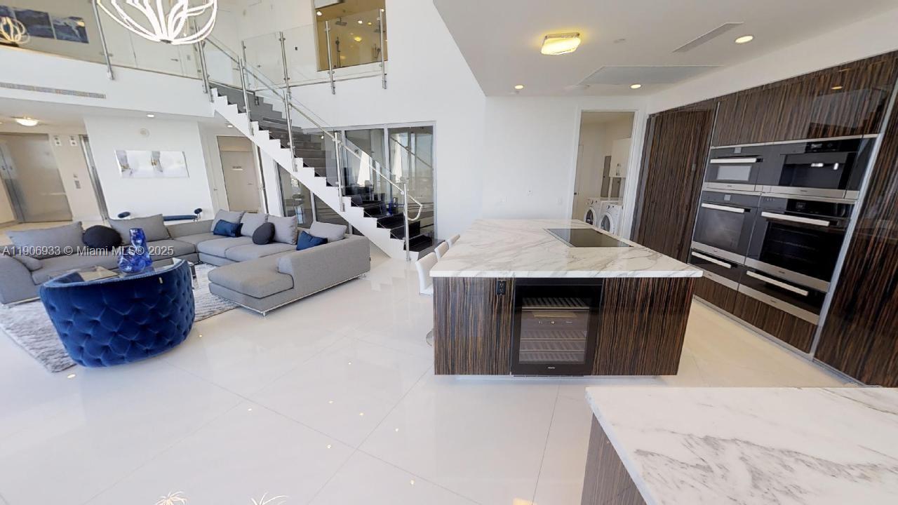 THE PORSCHE DESIGN - Residential Lease