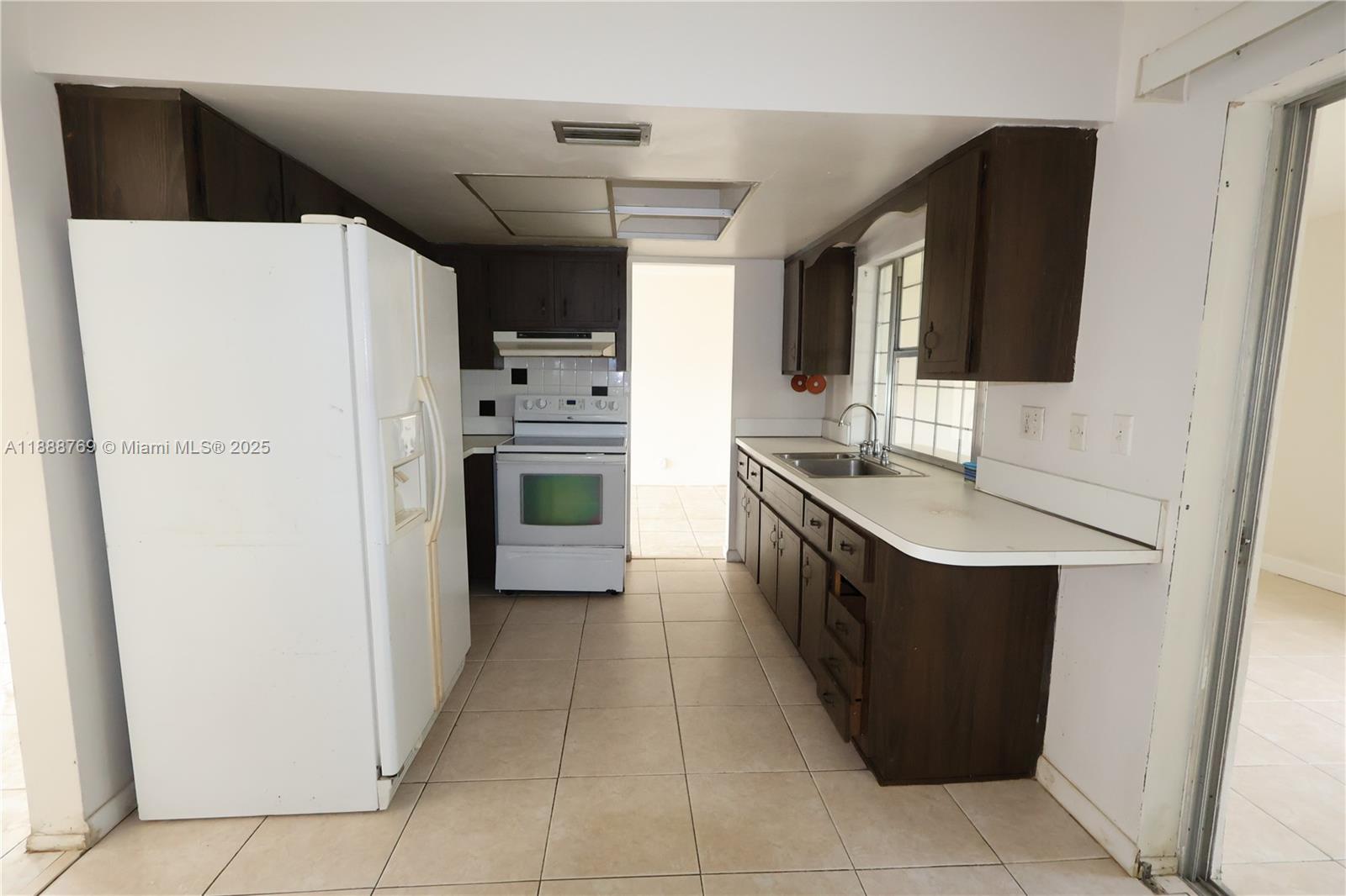 MAINLANDS OF TAMARAC LAKE - Residential