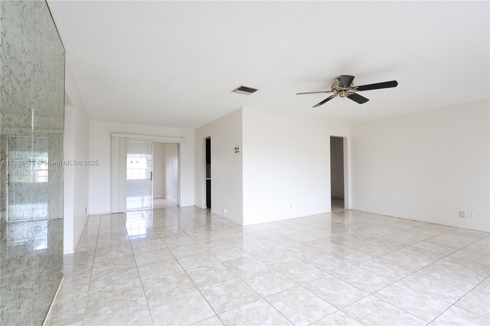 MAINLANDS OF TAMARAC LAKE - Residential