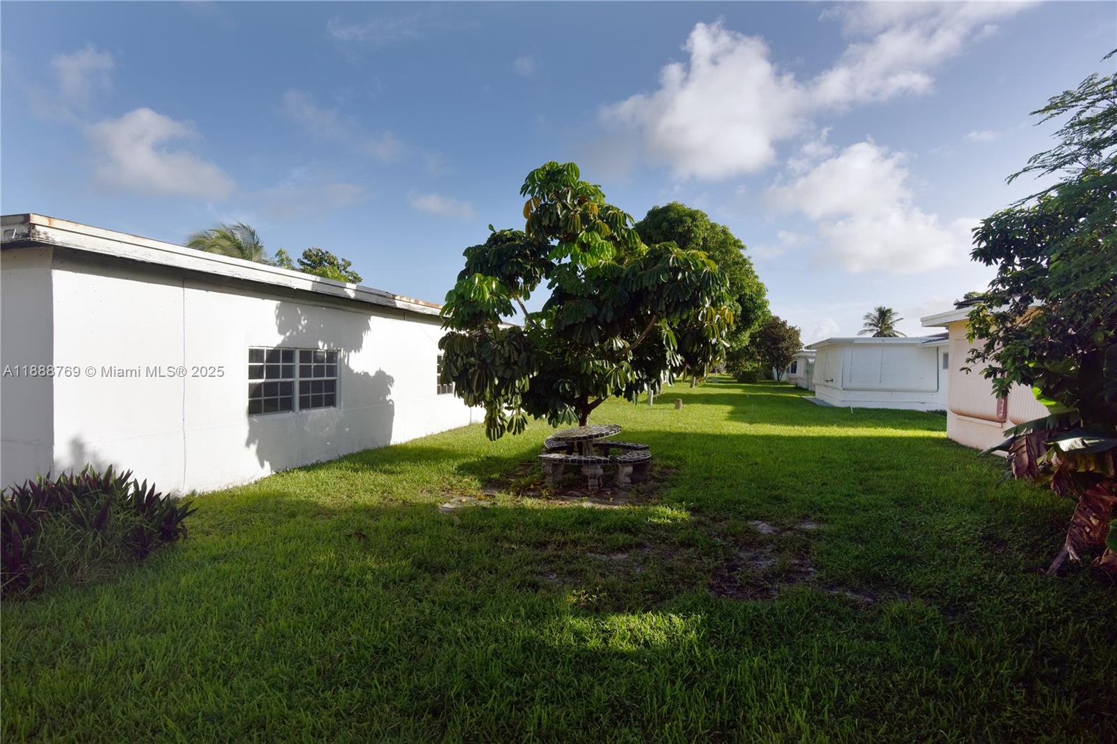 MAINLANDS OF TAMARAC LAKE - Residential