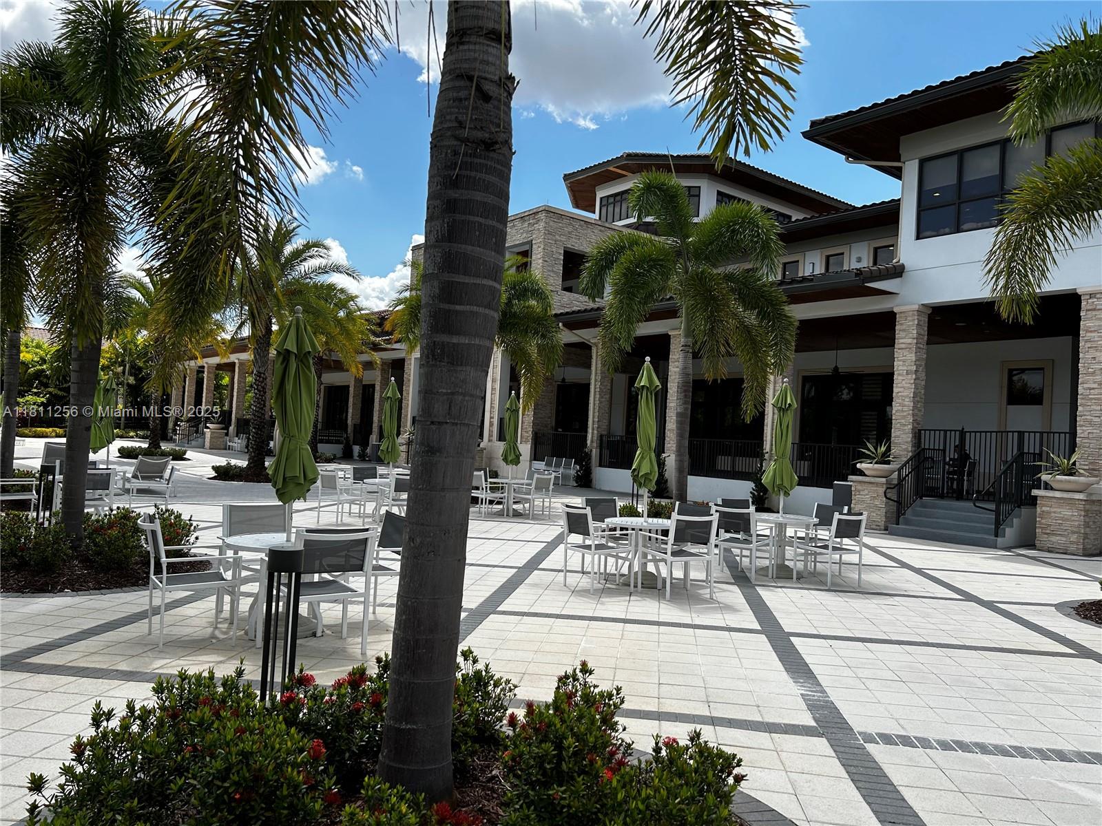 GRAND BAY SOUTH VILLAS - Residential