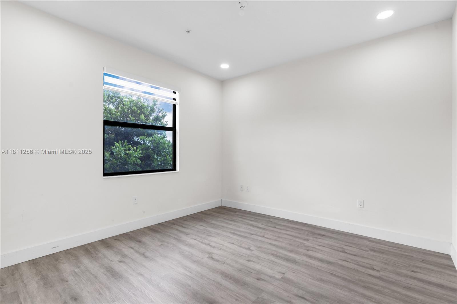 GRAND BAY SOUTH VILLAS - Residential