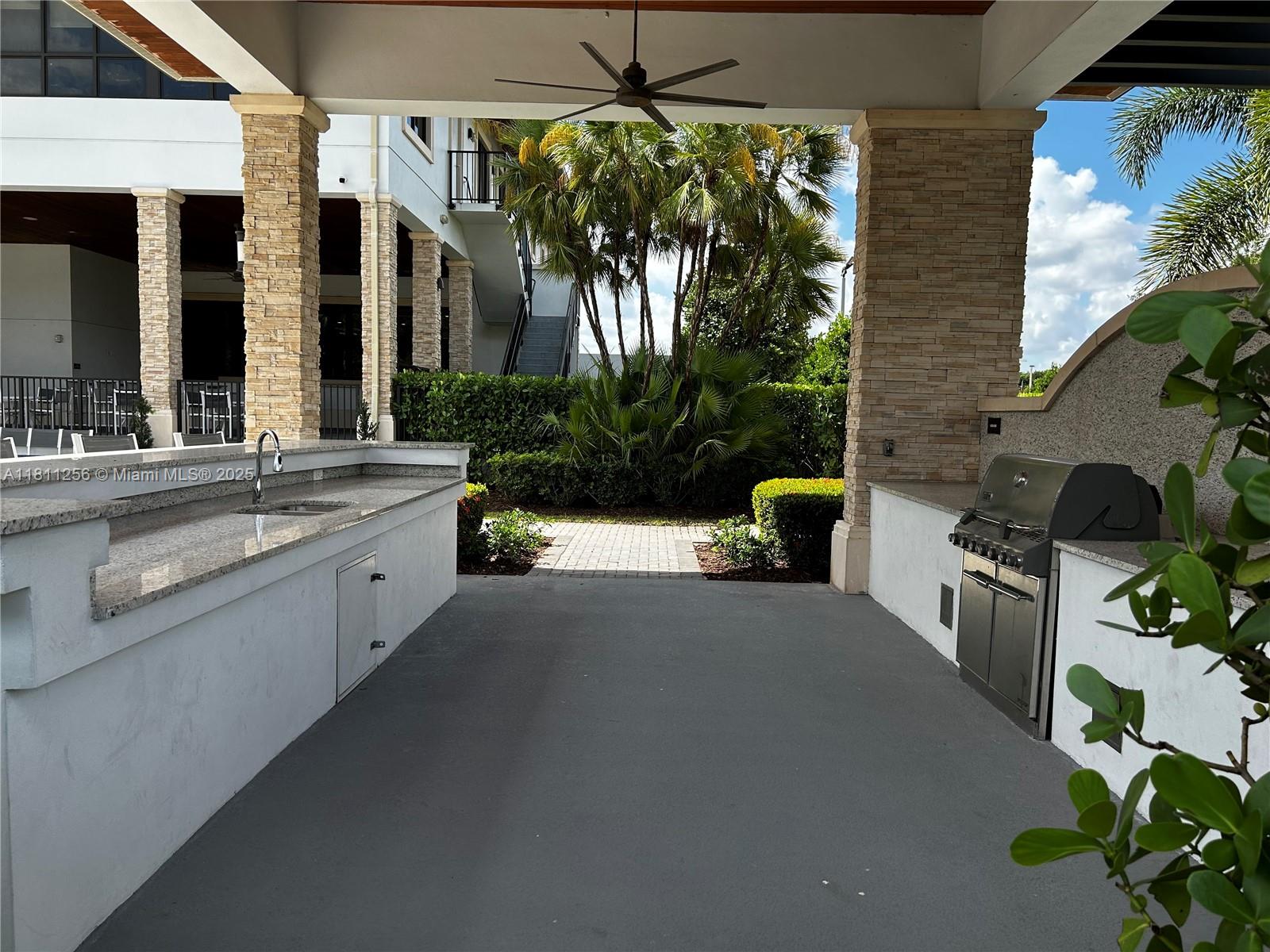 GRAND BAY SOUTH VILLAS - Residential