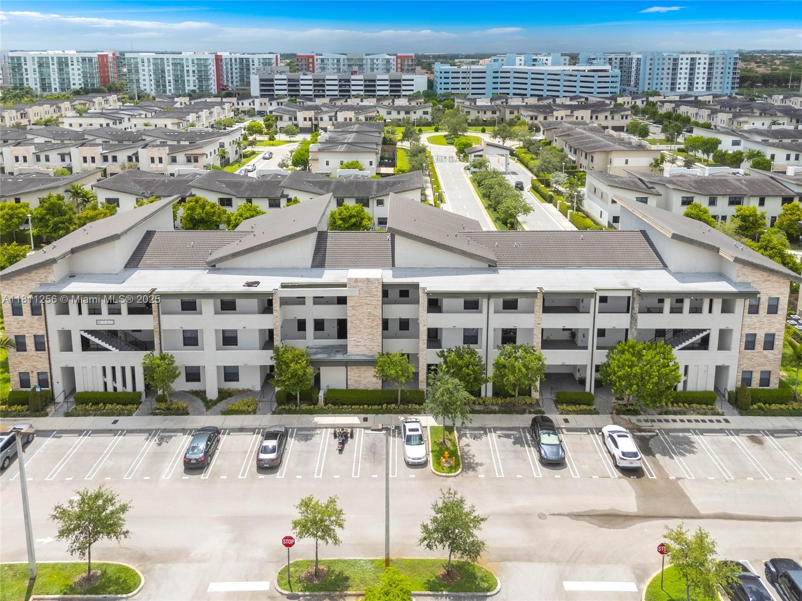 GRAND BAY SOUTH VILLAS - Residential