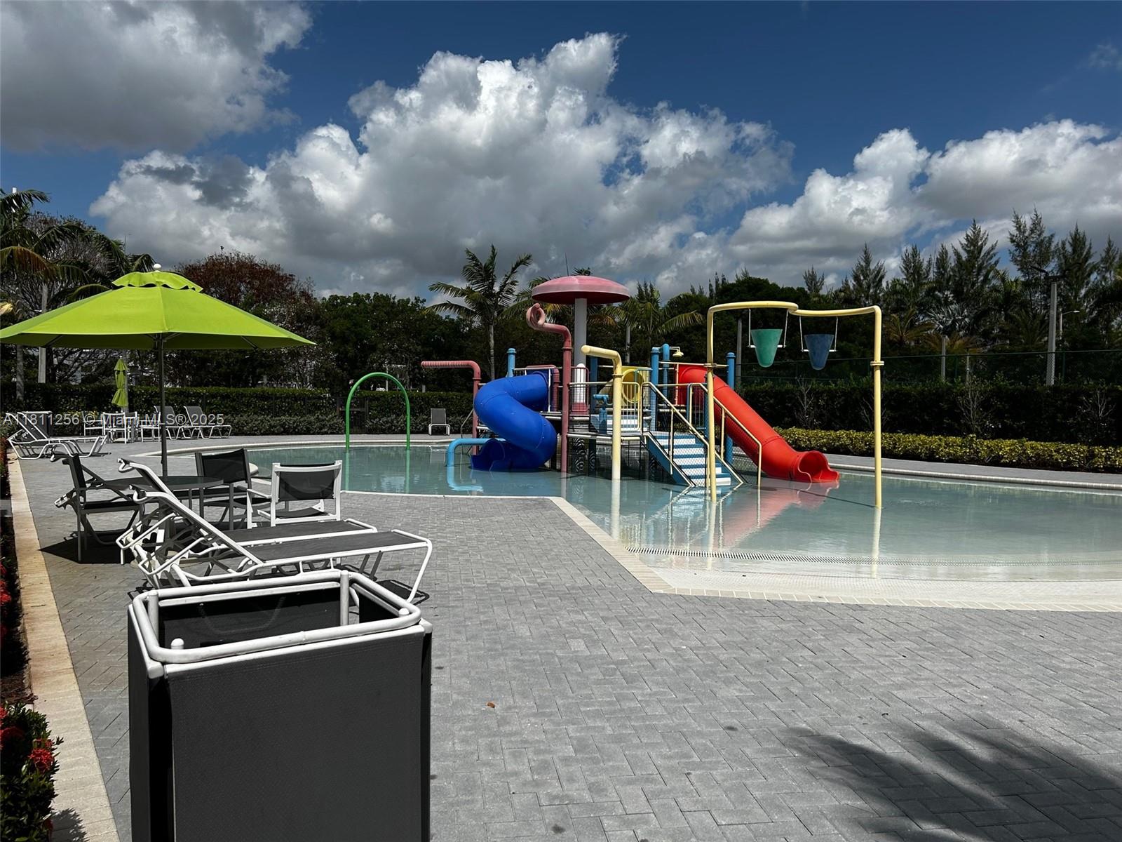 GRAND BAY SOUTH VILLAS - Residential