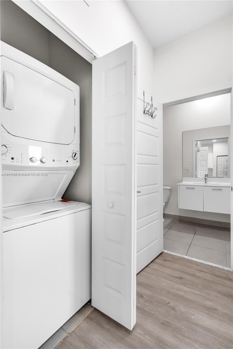 GRAND BAY SOUTH VILLAS - Residential