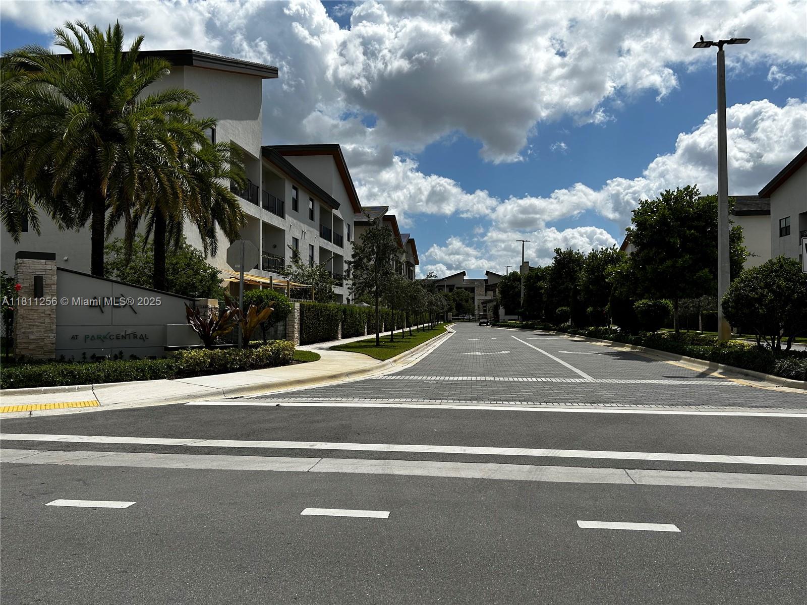 GRAND BAY SOUTH VILLAS - Residential
