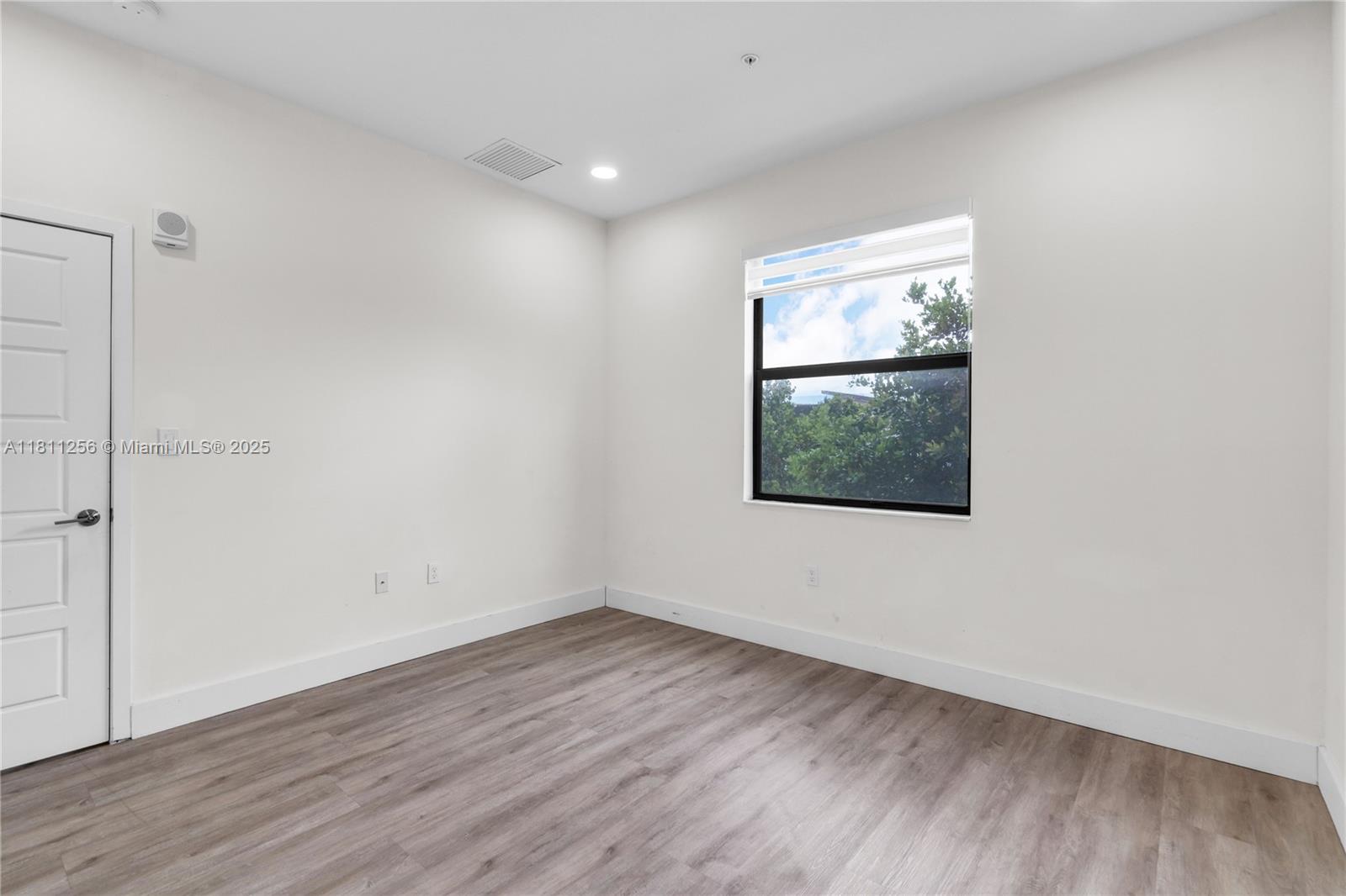 GRAND BAY SOUTH VILLAS - Residential