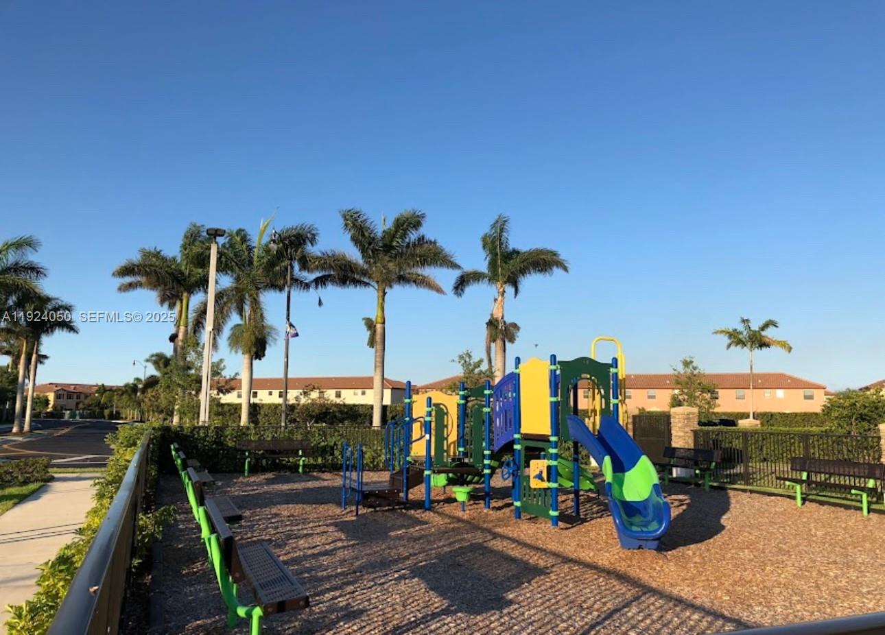 BAYWINDS OF HATTERAS REPL - Residential