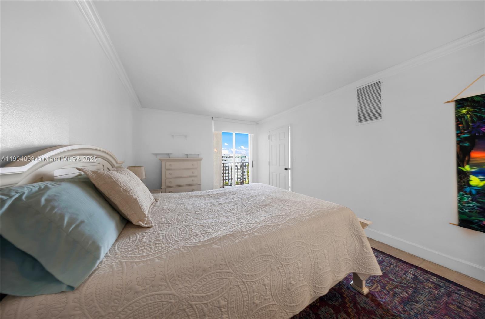 THE GRANDVIEW PALACE COND - Residential