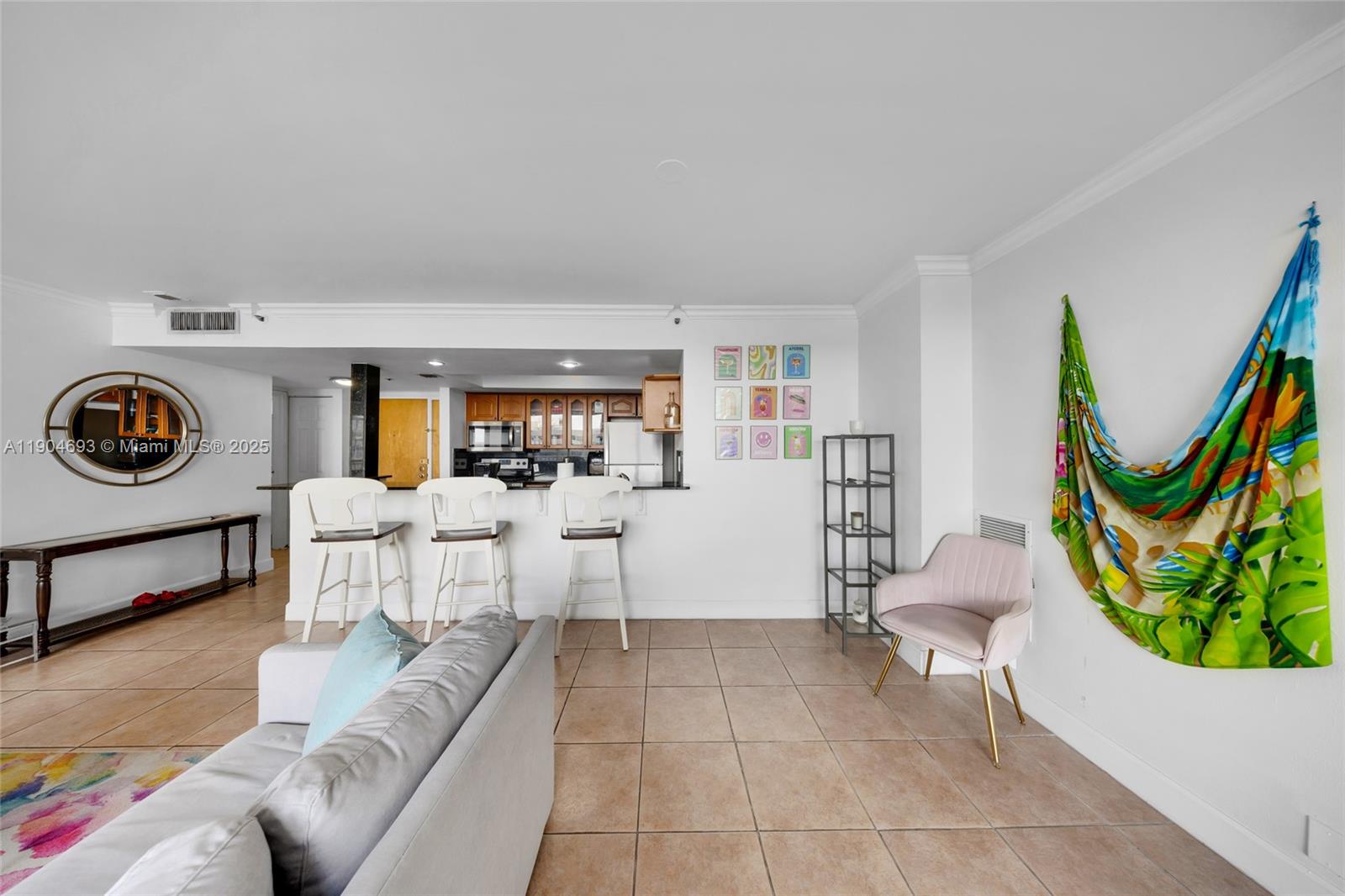 THE GRANDVIEW PALACE COND - Residential